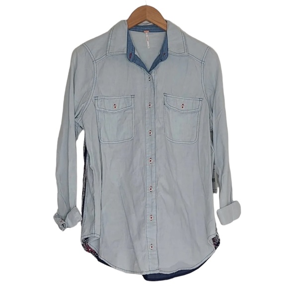 Free People Bandana Bandit Button Up Shirt Chambray LS Size Size S NEW - Picture 2 of 7